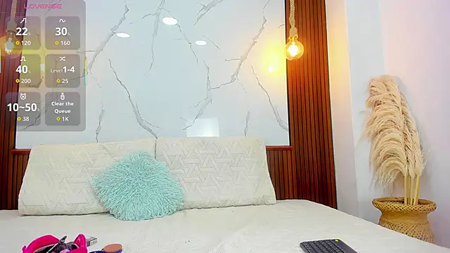 Realbadbxtch online show from 11.06.25