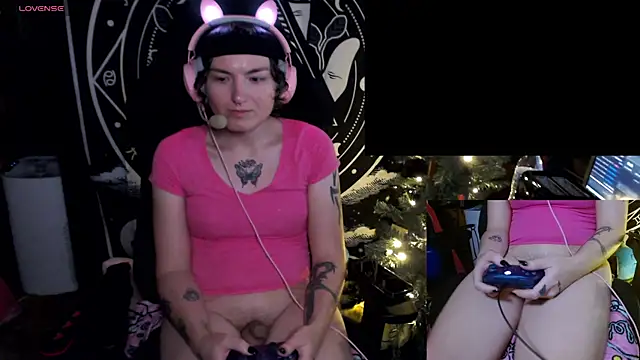 BrandiWRLD 999 online show from 12.24.24