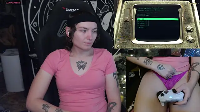 BrandiWRLD 999 online show from 01.14.25