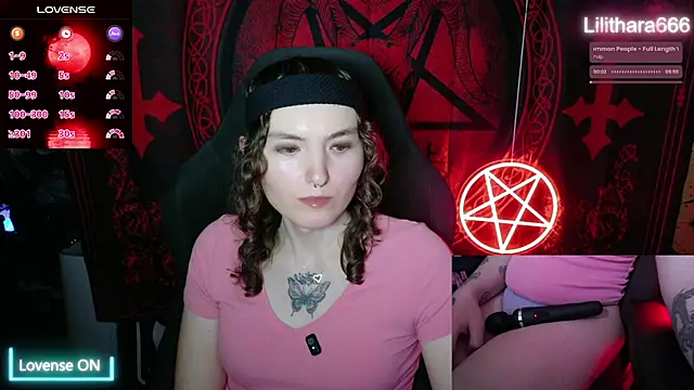 BrandiWRLD 999 online show from 11.05.25