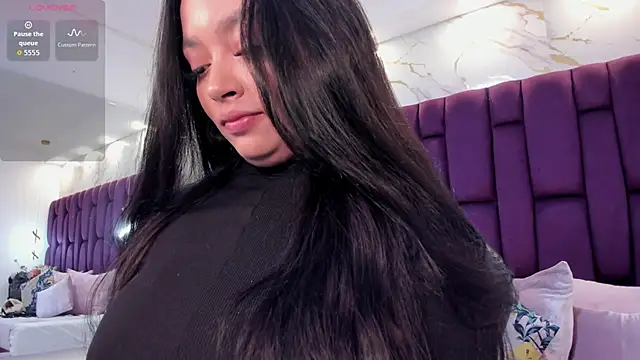 emma carterr1 online show from 10.25.25