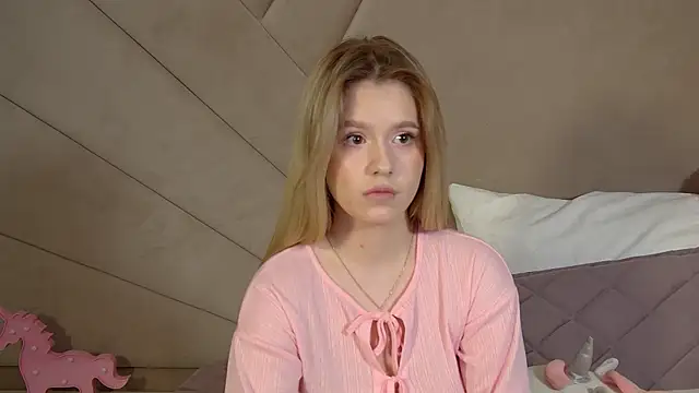 MilanaBalmain online show from 03.25.26