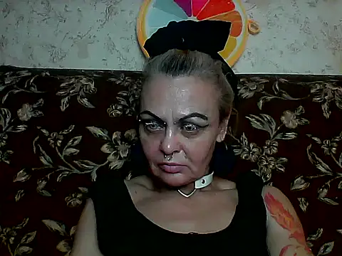 Snapshot of Gardener_of_Illusions chatting on 05.16.26 Gardener of Illusions online show from 05.16.26