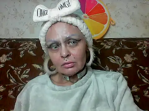Snapshot of Gardener_of_Illusions chatting on 05.17.26 Gardener of Illusions online show from 05.17.26
