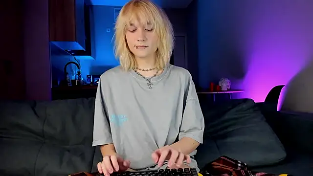 Gregory Byyrd online show from 01.25.25