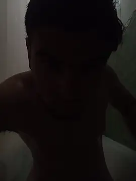 Snapshot of enzis3 chatting on 02.13.26 enzis3 online show from 02.13.26