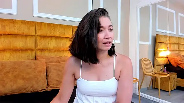 Snapshot of adarussell chatting on 03.11.25 adarussell online show from 03.11.25