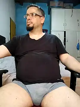 Snapshot of MrBig_2024 chatting on 02.06.25 MrBig 2024 online show from 02.06.25