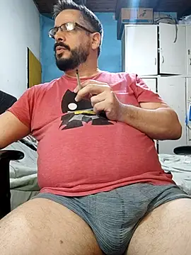 Snapshot of MrBig_2024 chatting on 09.18.25 MrBig 2024 online show from 09.18.25