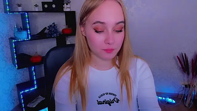 LianaBright online show from 12.14.24