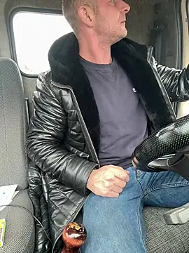 AlexGWoW online show from 01.26.25