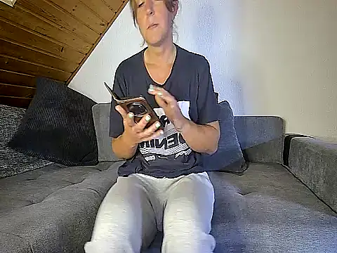 stunning Rosi online show from 09.10.25