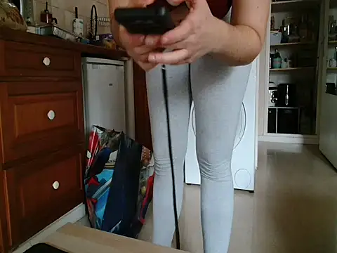 Lauzo21 online show from 10.27.25