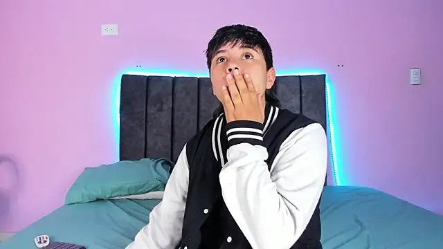 AbbySmiitth  online show from 01.28.25