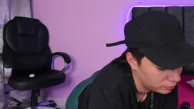 AbbySmiitth  online show from 01.30.25