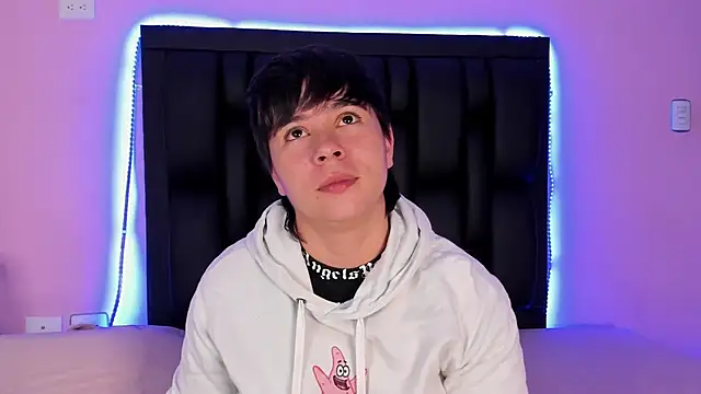 AbbySmiitth  online show from 02.18.25