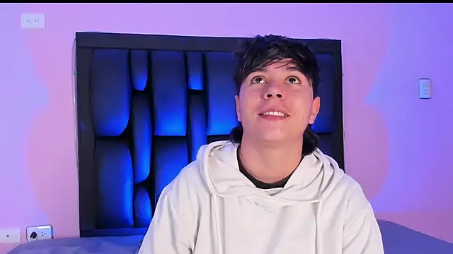 AbbySmiitth  online show from 03.03.25