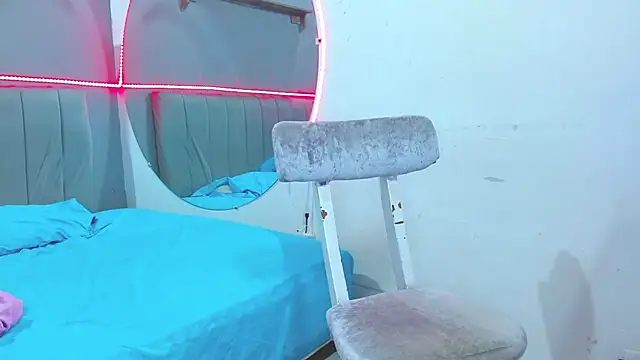 Snapshot of minimi_naty chatting on 12.05.24 minimi naty online show from 12.05.24