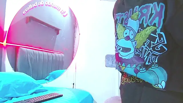 Snapshot of minimi_naty chatting on 02.06.25 minimi naty online show from 02.06.25