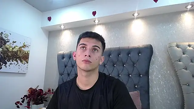 Snapshot of MrWilliseo chatting on 02.25.25 MrWilliseo online show from 02.25.25