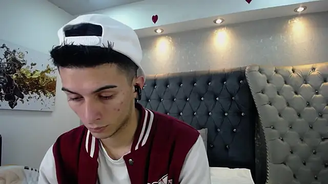 Snapshot of MrWilliseo chatting on 02.26.25 MrWilliseo online show from 02.26.25