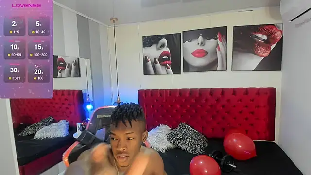 Snapshot of KENDER21_ chatting on 01.11.25 KENDER21 online show from 01.11.25