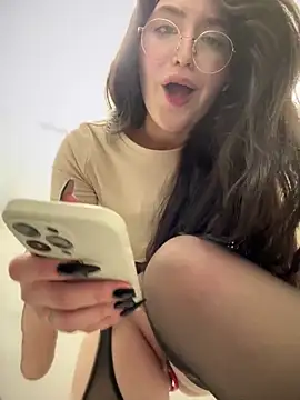 meow girl online show from 02.02.25