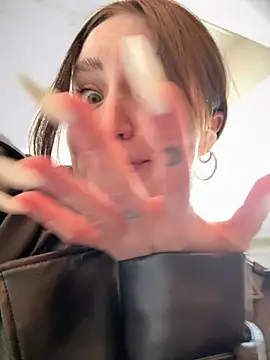 meow girl online show from 03.11.25