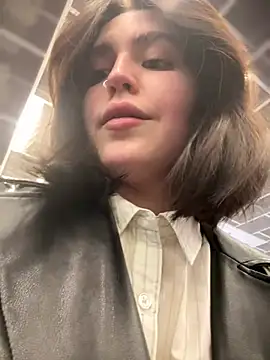 meow girl online show from 03.14.25