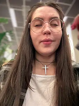 meow girl online show from 09.14.25