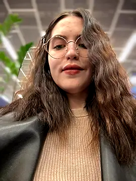 meow girl online show from 11.03.25