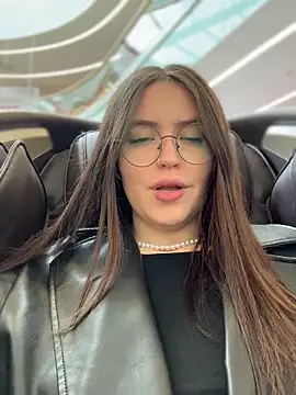 meow girl online show from 03.25.26