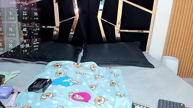 yahaira  online show from 12.03.25