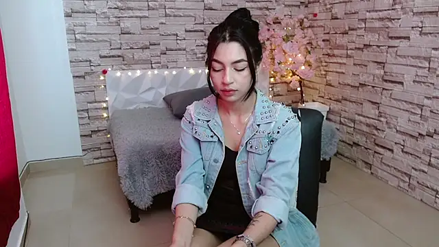 Vanse lust online show from 12.07.24