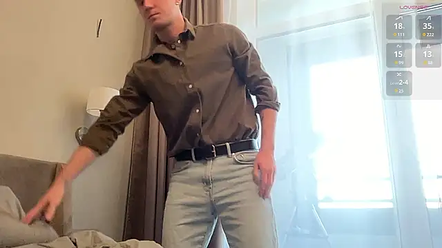 cute mark online show from 02.21.26