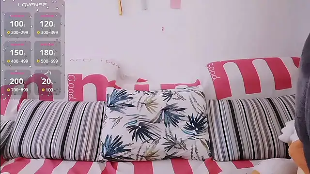 Snapshot of Kele-168 chatting on 12.18.24 Kele-168 online show from 12.18.24