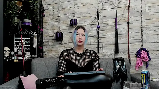 CruelMistress online show from 01.18.26