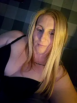 Snapshot of Northern_Tease chatting on 02.22.26 Northern Tease online show from 02.22.26