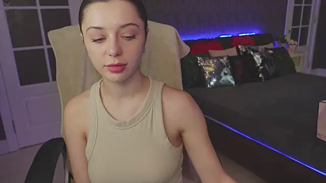 DinaCandy online show from 01.14.25