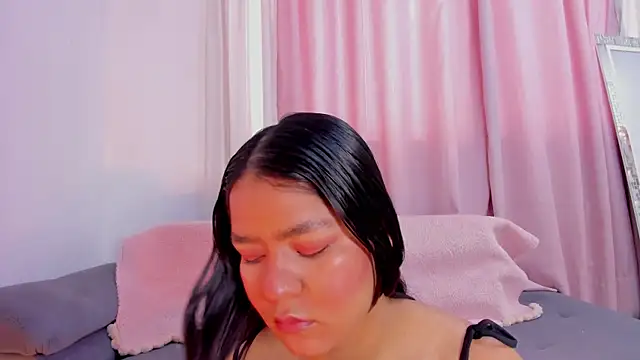 HayamiKioto online show from 11.11.25