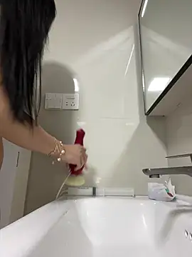 Snapshot of xyebobs chatting on 01.18.25 xyebobs online show from 01.18.25