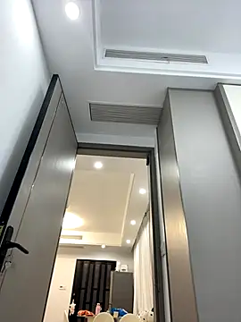 Snapshot of xyebobs chatting on 09.14.25 xyebobs online show from 09.14.25