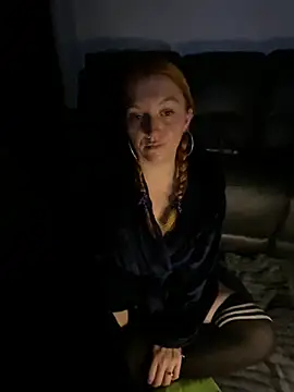 Stoner BarbieXX online show from 11.11.25