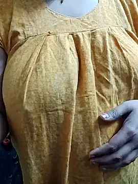 milf-kaira online show from 12.15.24