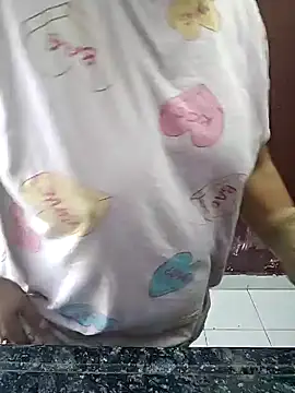 milf-kaira online show from 12.28.24