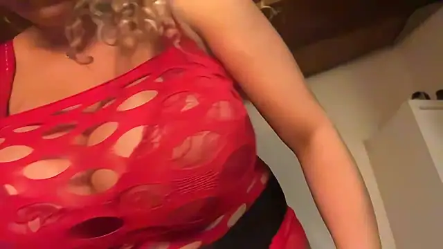 SCARLET-SANTANA online show from 02.18.26