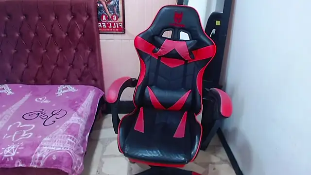 zoe connor19 online show from 02.23.25