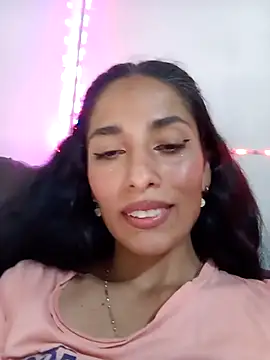 chloewildd  online show from 11.08.25