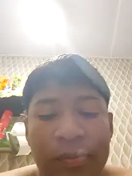 Tu papi 69  online show from 10.10.25