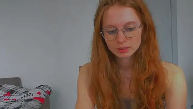 Snapshot of Fire_Luna chatting on 05.15.26 Fire Luna online show from 05.15.26